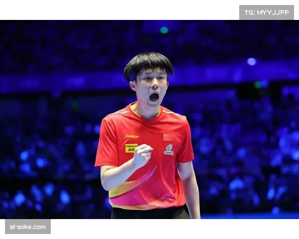 王皓场外指导强调呼吸调整 王楚钦暂停后找回比赛节奏